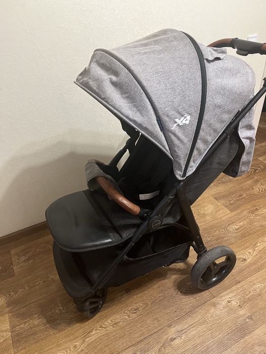 Продаємо прогулочна коляска