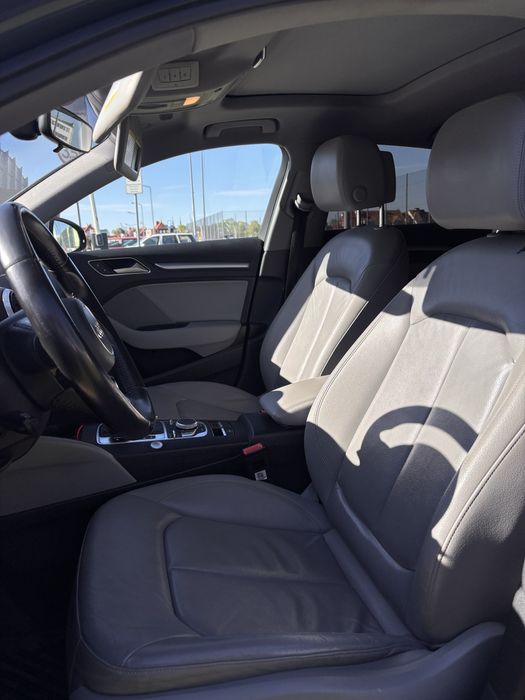 AUDI A3 8V  sedan s tronic quattro
