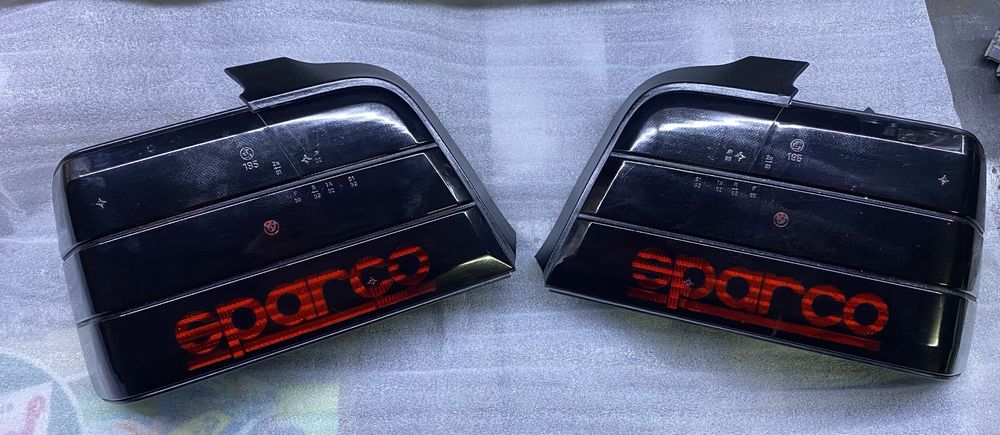 Lampy tył tylne bmw e36 sedan sparco