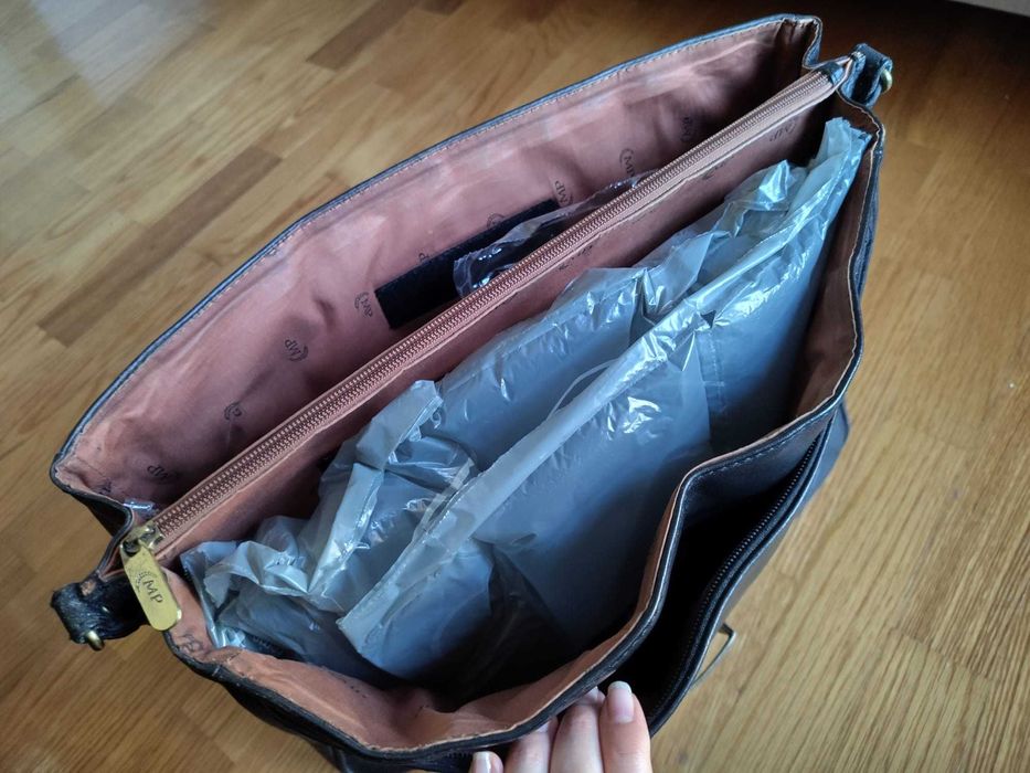 Pasta de executivo em pele preta