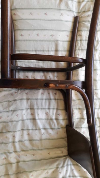 Stare krzesło Thonet Mundus
