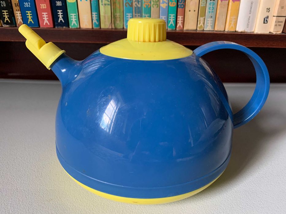 Plastic Tea Pot443109326801479682