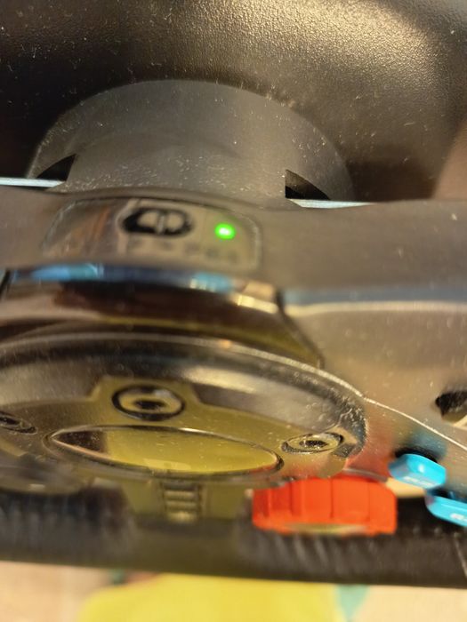 Conjunto Logitech - Set completo (com suporte)