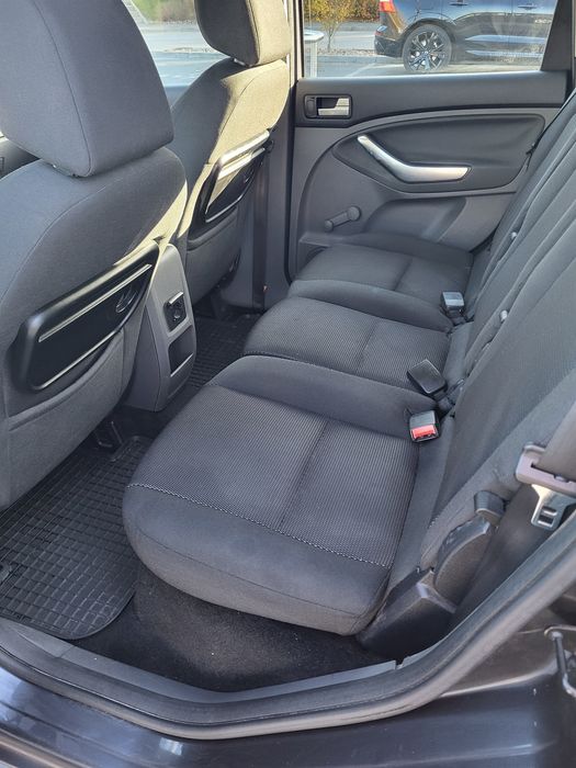 Ford C Max 1.6 HDI.