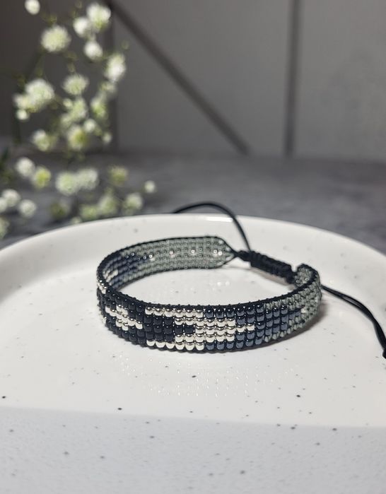 Bransoletka tkana na krośnie