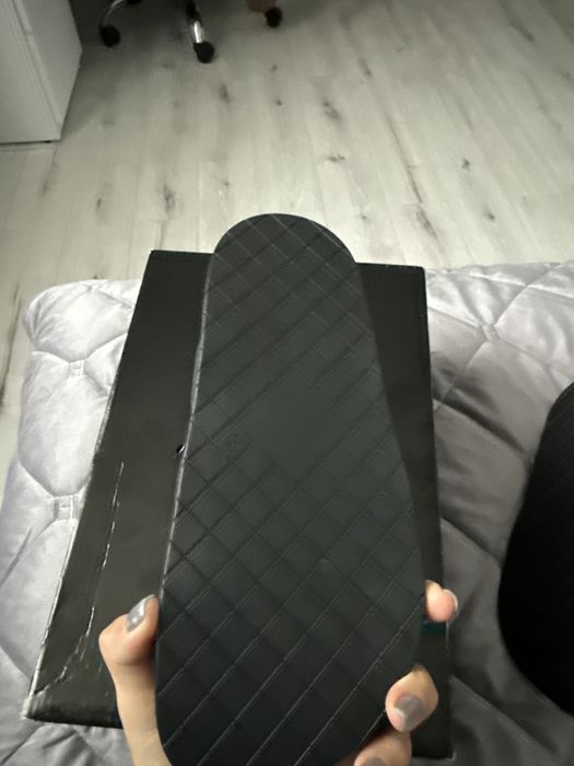 Жіночі шльопанці