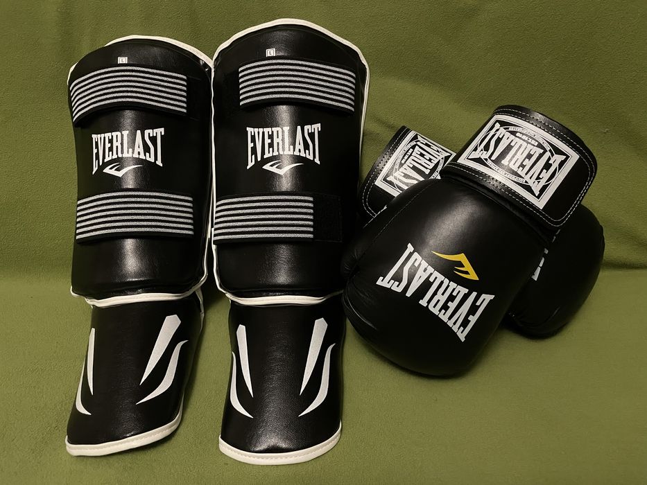 Боксерские перчатки, защита голени, футы, Everlast