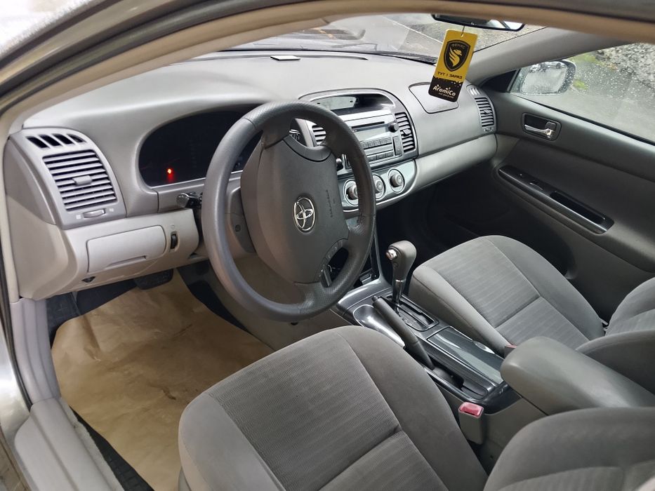 Toyota Camry  30
