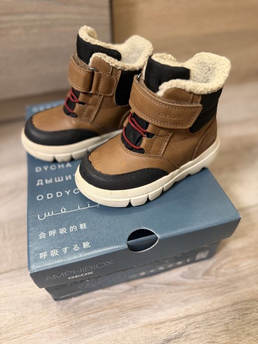 Дитячі черевики Geox