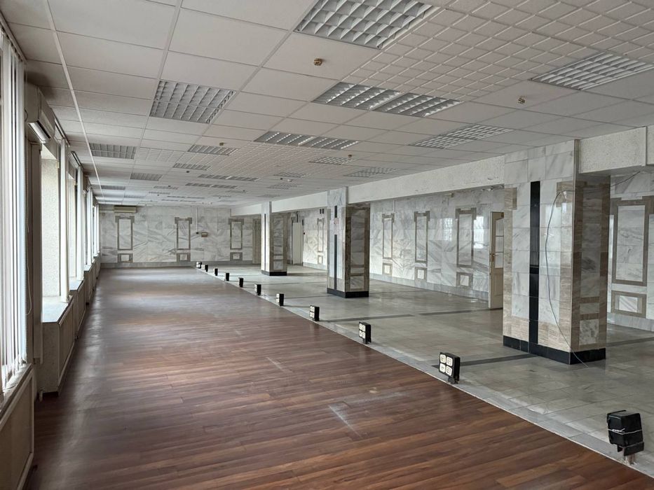 Продам здание на ул. Воскресенская