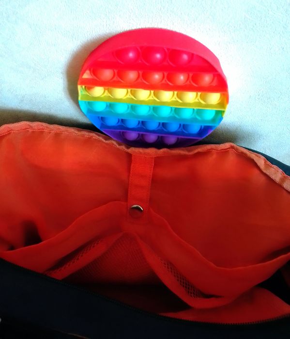 Своя вместительная фирменная дорожная сумка DERBY. Made in Ukraine.