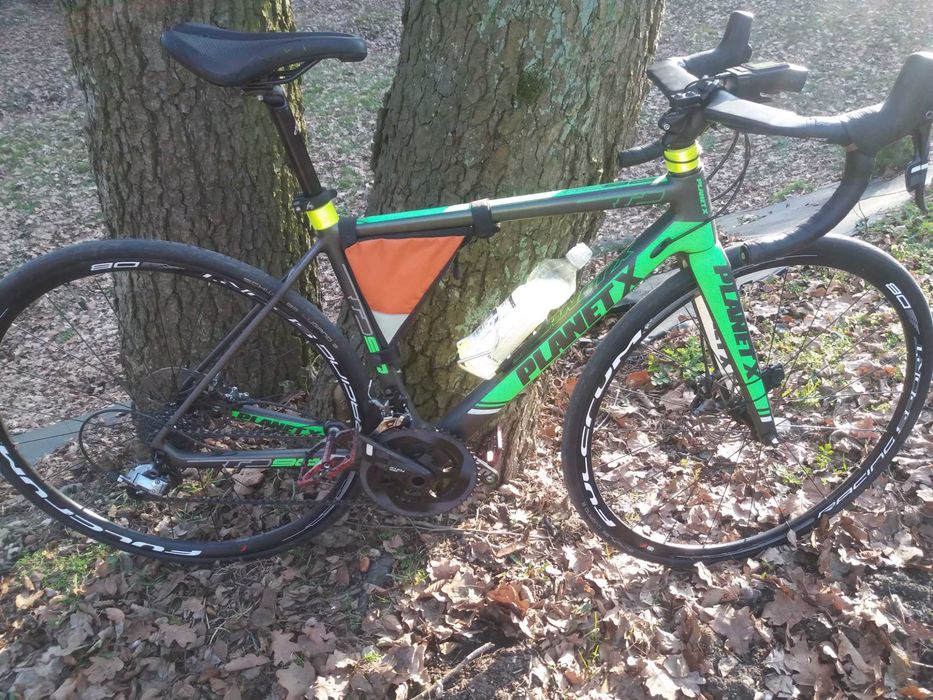 Rower szosowy- karbon