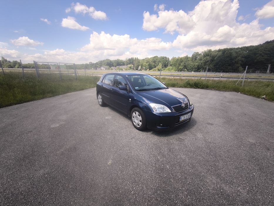 Toyota Corolla E12  2.0 D-4D 2004