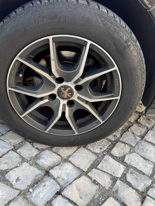 Peugeot 207 1.6hdi 98g - 2012