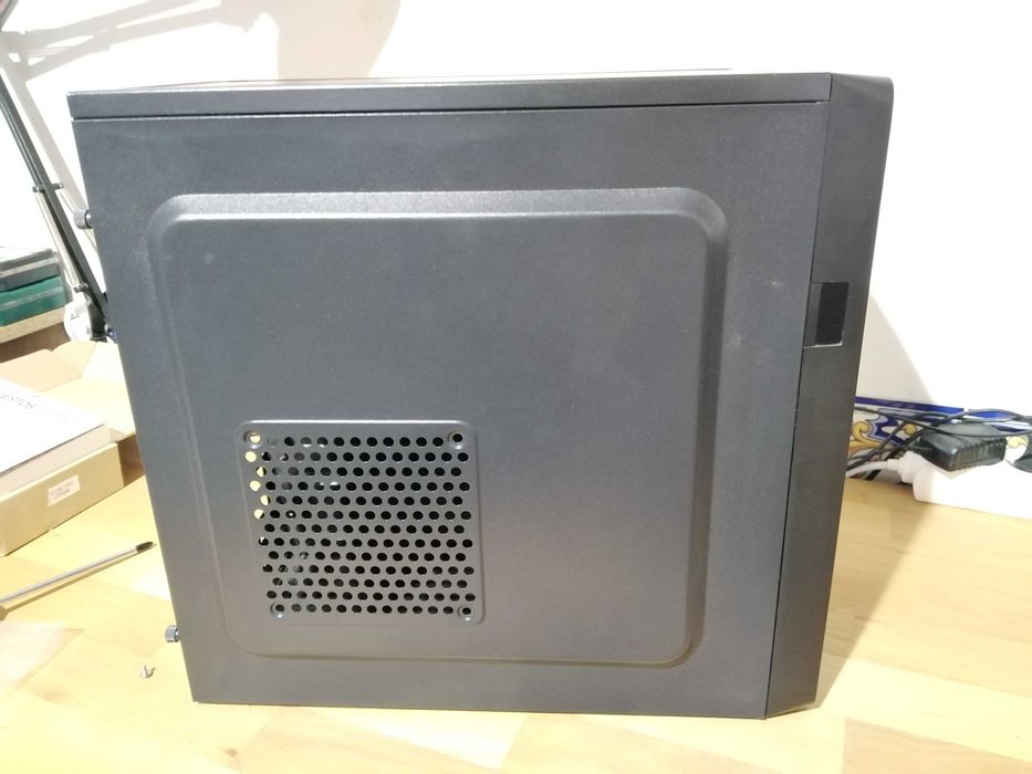 Torre Mid Tower PC Torres Vedras • OLX Portugal
