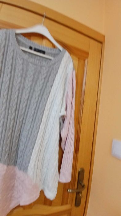 sweterek damski w pastelach 54-56