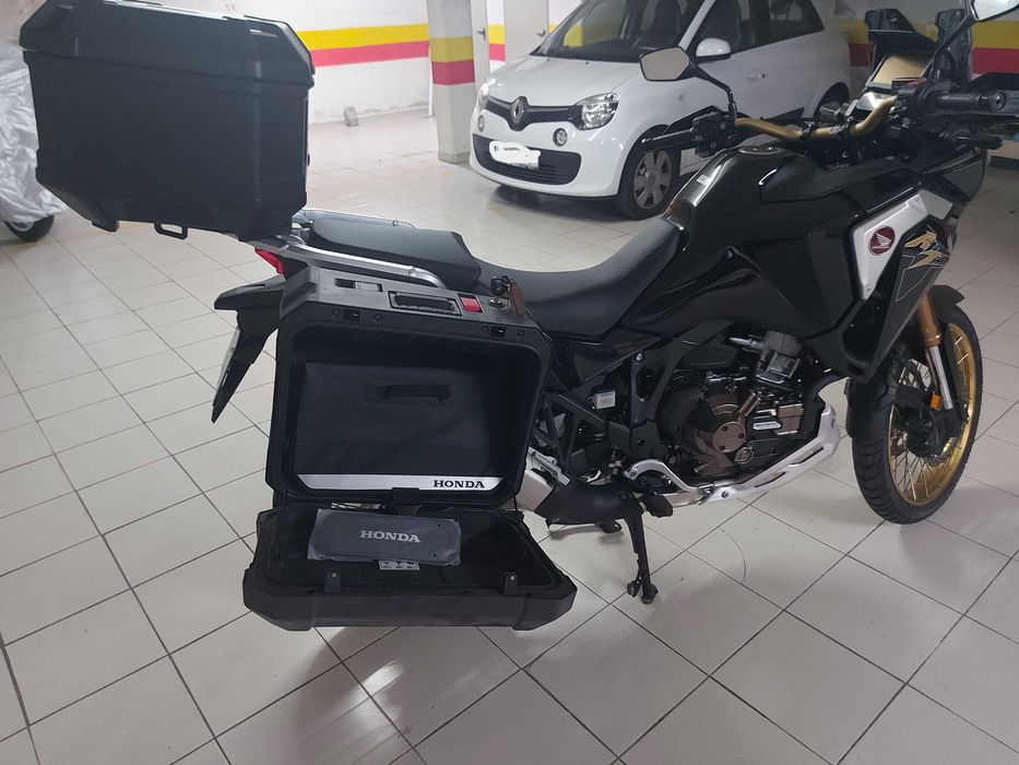 Honda África Twin Adventure Sport DCT – Abril 2022 Poucos Kms