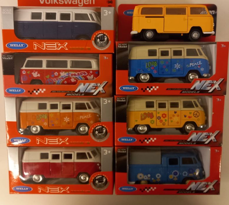 Varios carros escala 1:35