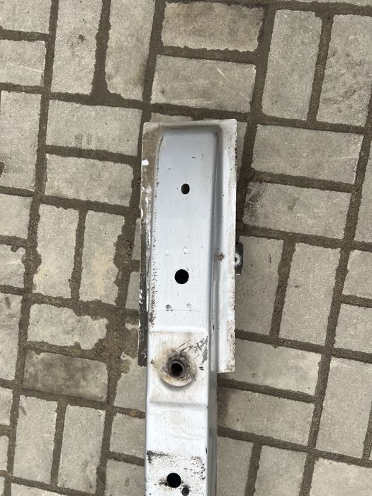 Belka pod zderzak przod trafic vivaro primastar 01-14