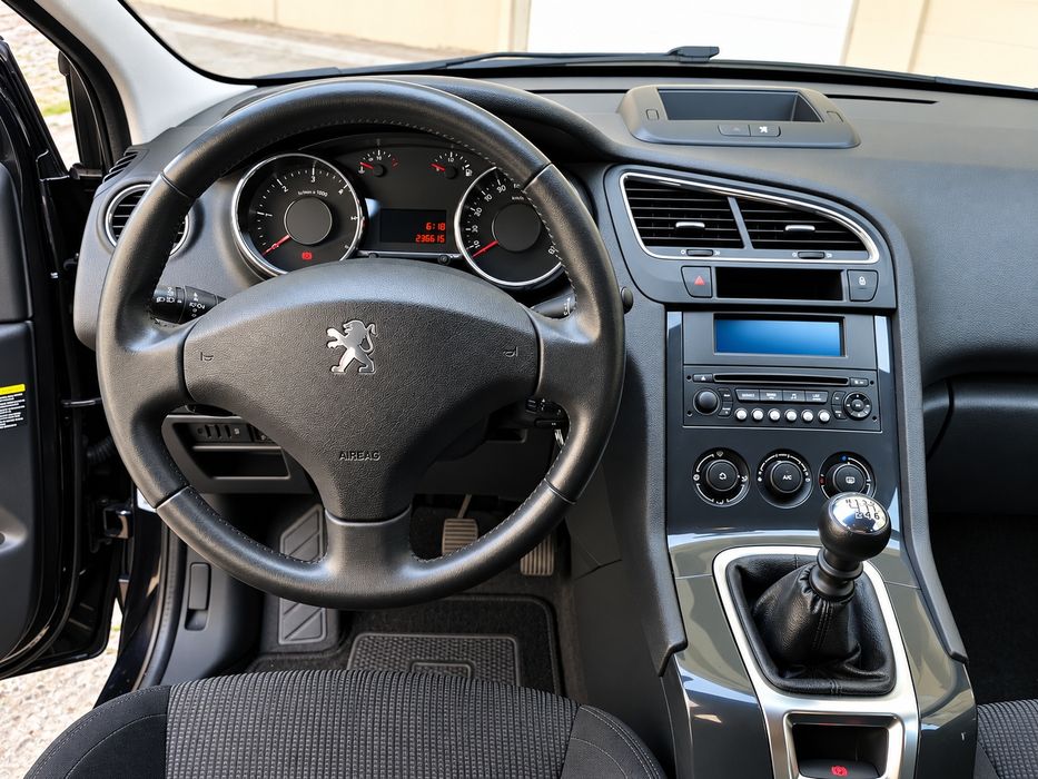 Peugeot 5008  1.6Hdi  115cv de 2012 (Diesel/7Lugares)