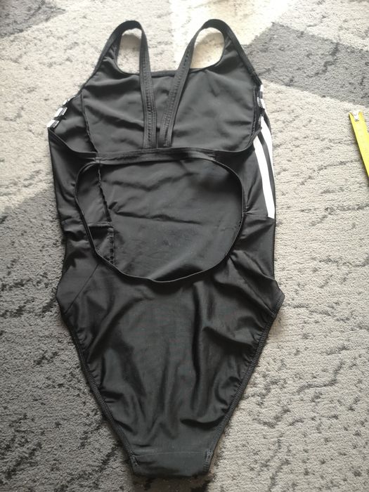 strój kąpielowy Adidas jednocześciowy