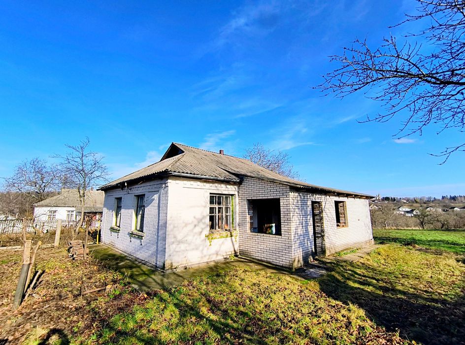 Дім 76 м2 біля ставка Дмитрушки 2,3 км Умань газ піч криниця 32 сотки