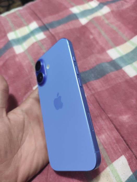 iPhone 16 128gb.
