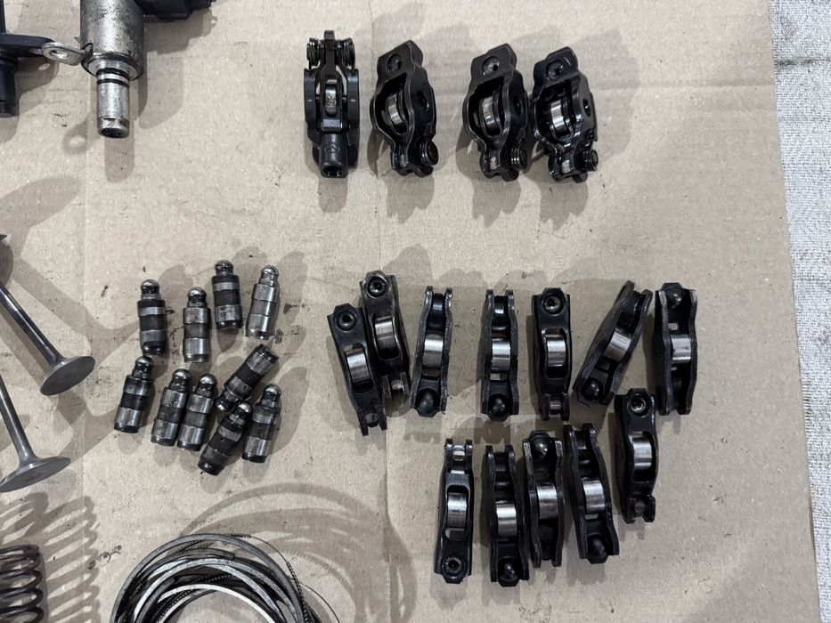 Комплект ГБЦ Mazda 2.2D 6 CX-5 Рокера распредвала клапана компенсатори