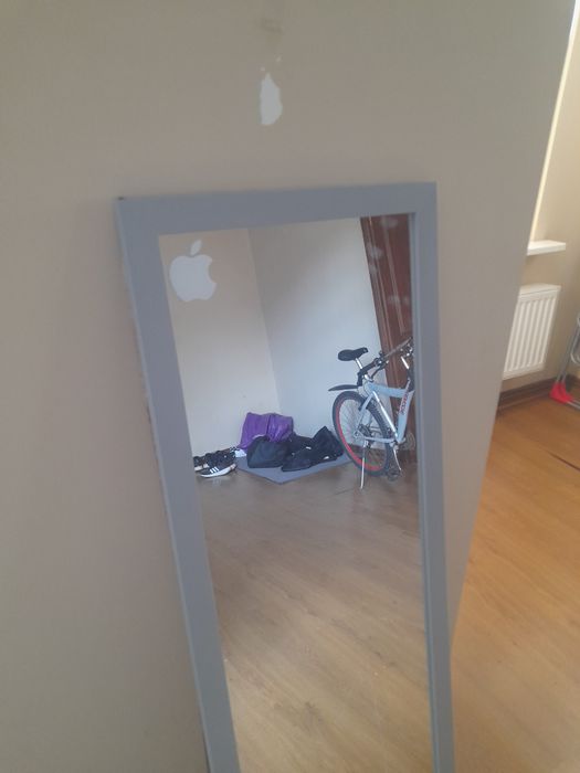 Lustro  w dobrym stanie