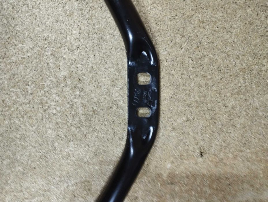 BMW 5 G30 G31 Поперечний V 51647409749 розпорка 51647357211