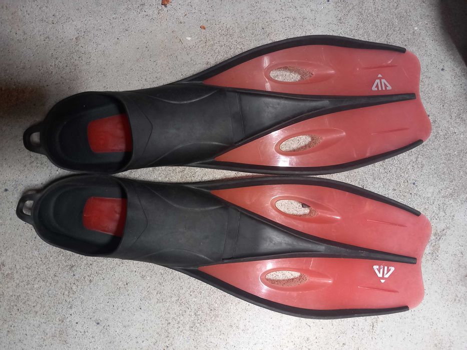 Vendo barbatanas tam. 35/37