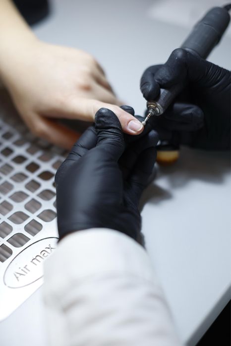 Навчання «Апаратного  манікюру+покриття гель-лак + френч