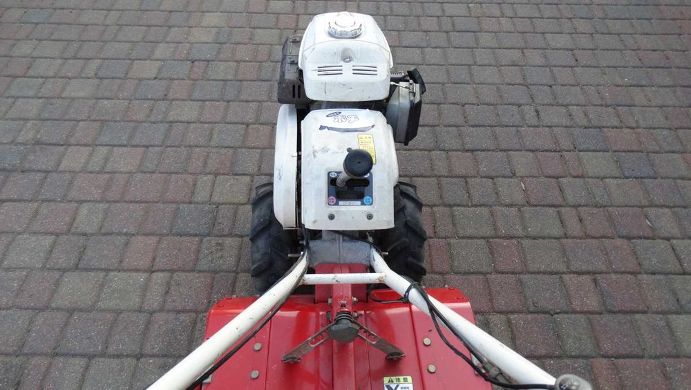 Glebogryzarka Yanmar