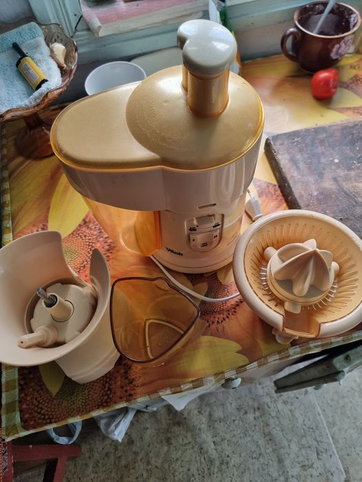 Продам Соковижималку.