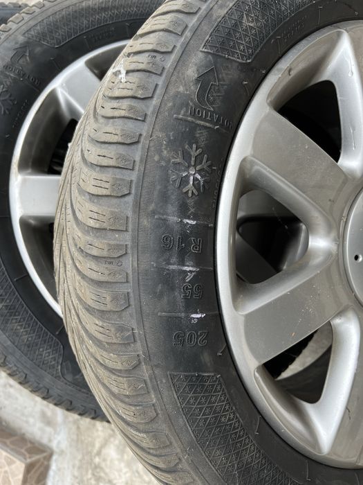 Резина R16 в отличном состояние