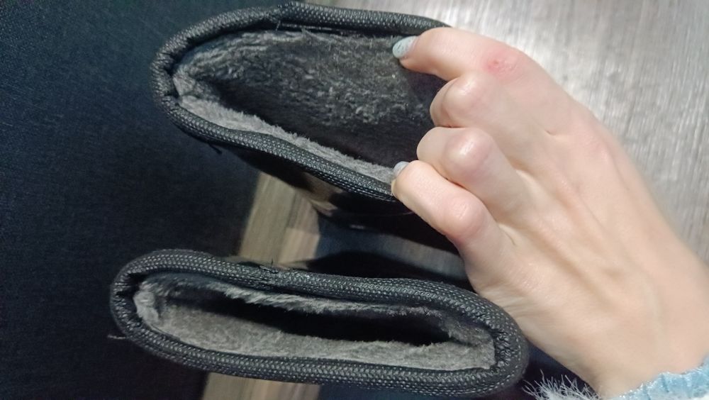 Чоботи з утепленням 33 розмір. довжина устілки 22 см