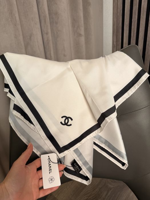 В НАЯВНОСТІ! Хустка платок шалик шовковий Chanel 90x90 см