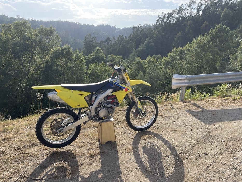 Suzuki RMZ 450 2012