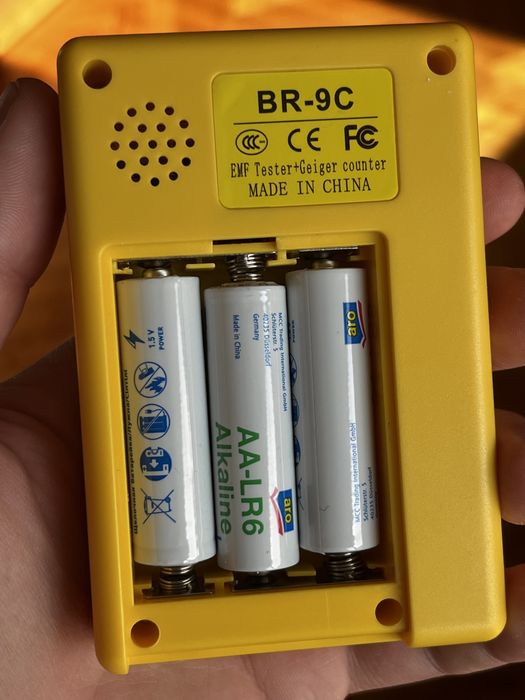 Лічильник гейгера та електро магнітних хвиль