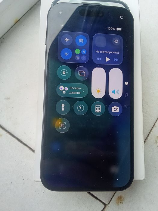Продам Смартфон Apple iPhone 15