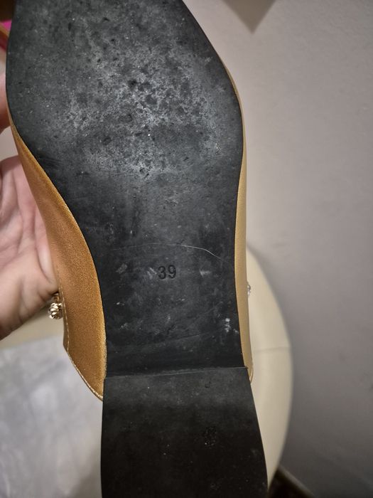 Mules Jeffrey Campbell douradas