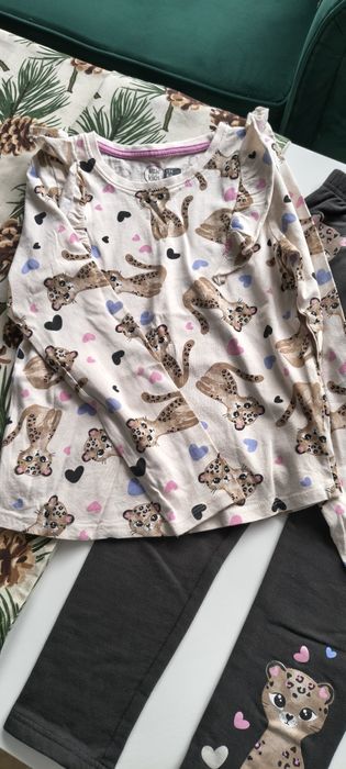 Dwa komplety legginsy ocieplane i długi rękaw