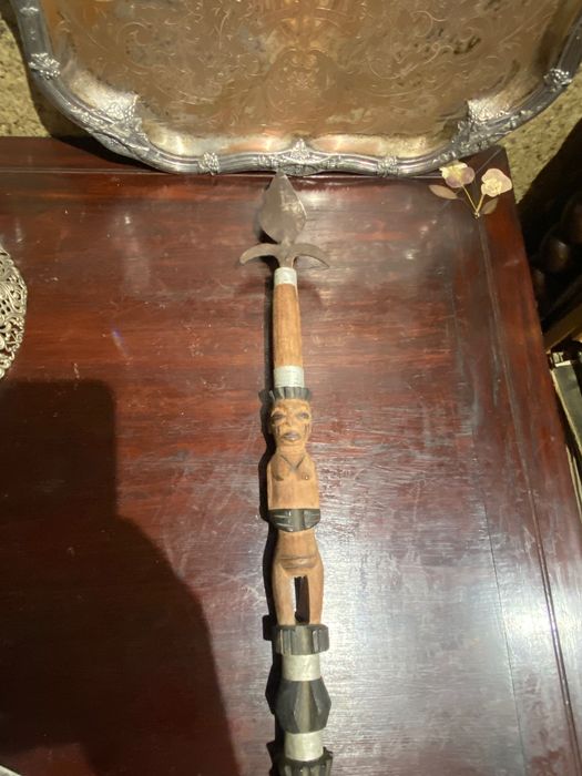 Lança Tribal  Chokwe Angola início do século XX 74 cm