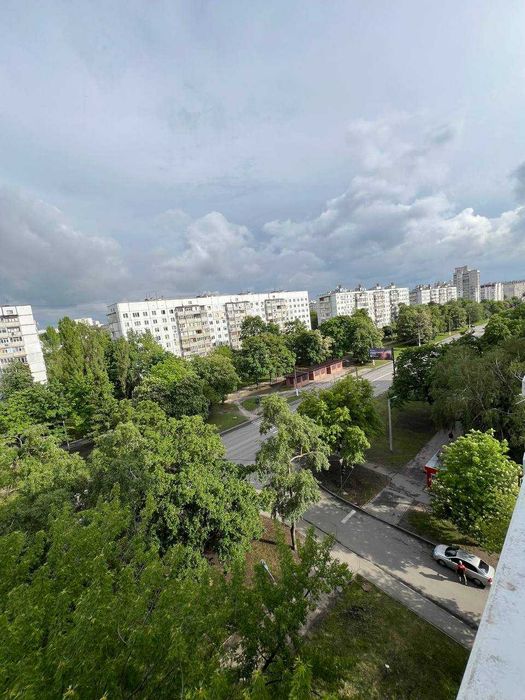 Продам видовую 1к квартиру 39м2! Героев Труда! 524 м/р! (87278)