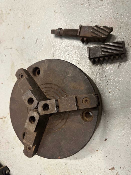 Uchwyt tokarski 200mm 3-szczękowy / korpus części zamienne