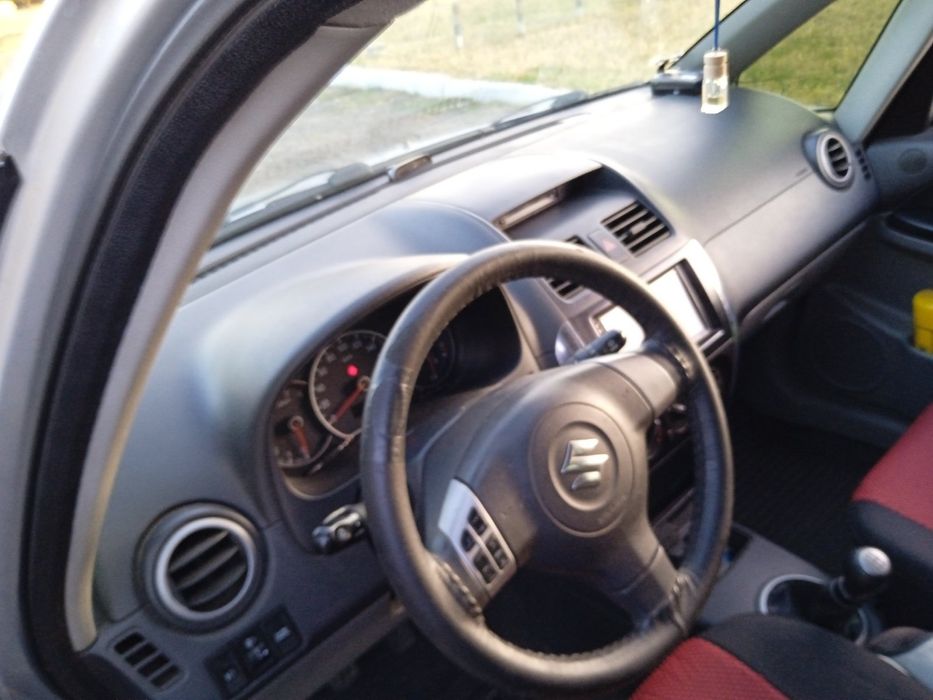 Продам SUZUKI SX4 2008г.в.