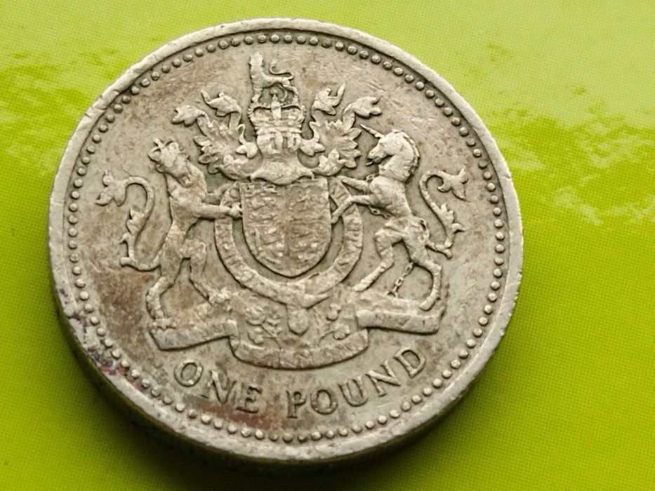 Moeda one pound, 1983