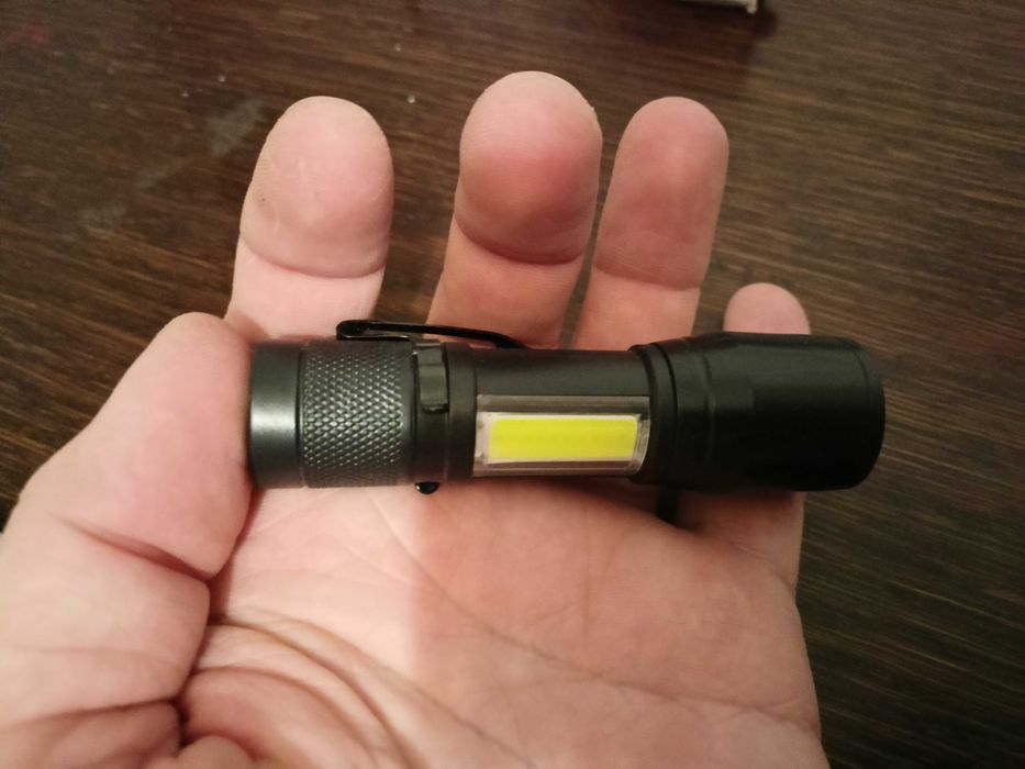 Latarka ładowana usb