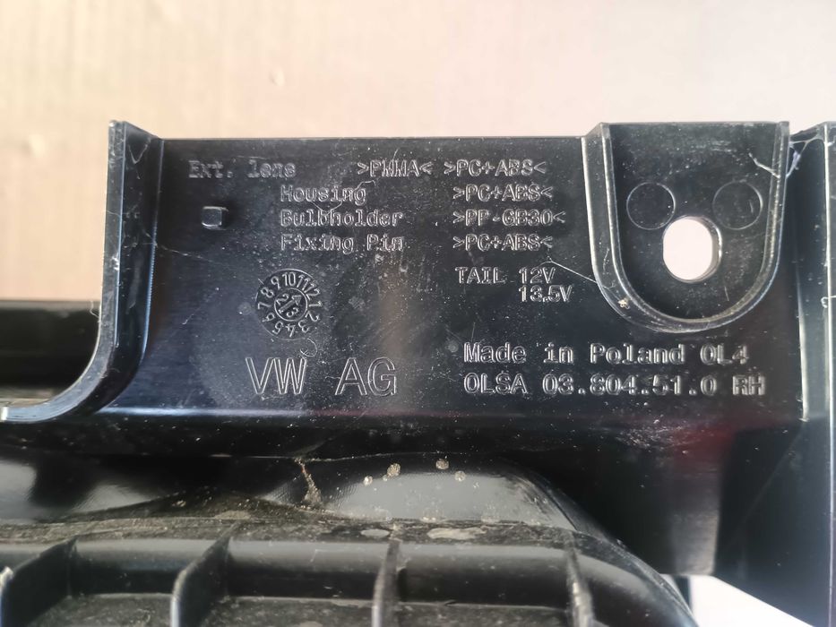 Lampa tył tylna lewa lub prawa VW CADDY IV V 20- ORYGINAŁ OE 2K7