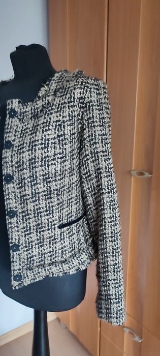 Żakiet taliowany, Mohito M